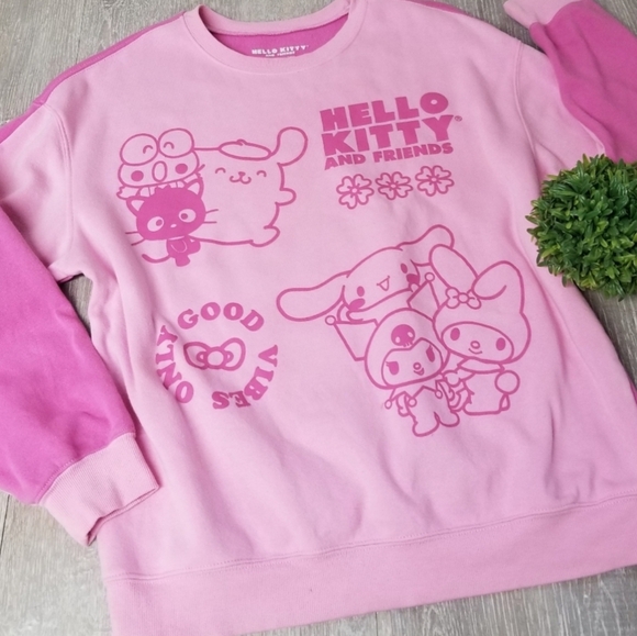 Hello Kitty and Friends cozy sweatshirt - Picture 7 of 12